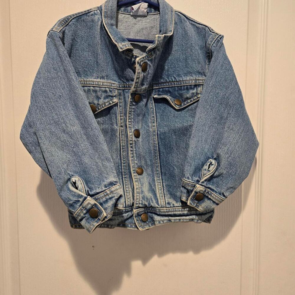 Guess baby denim jacket vintage Size 5 Toddler